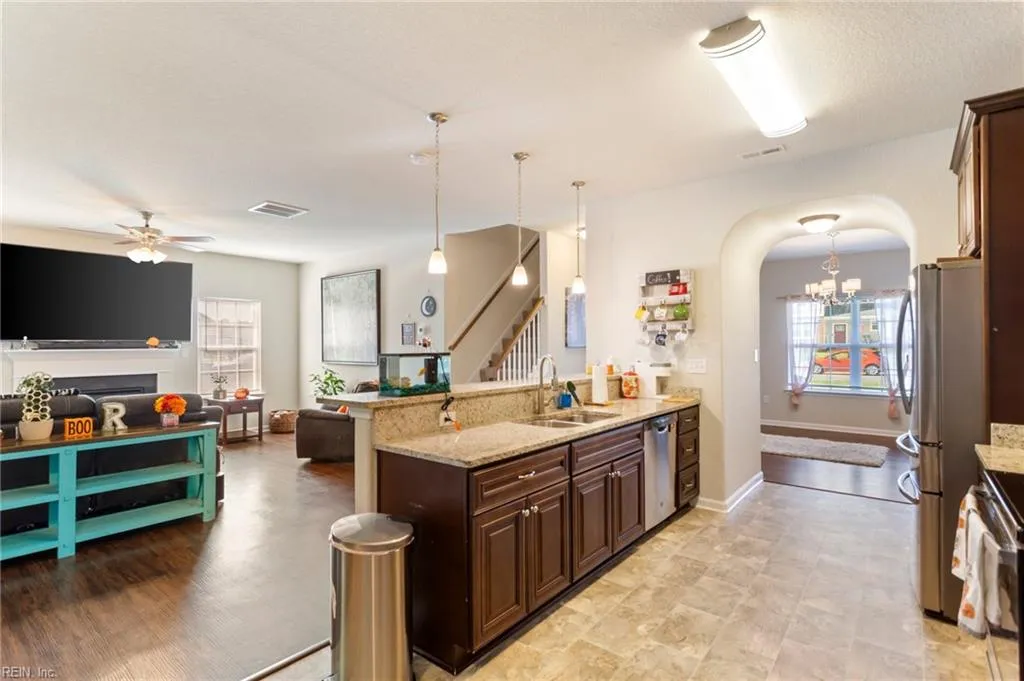 Windsor, Virginia 23487, United States, 4 Bedrooms Bedrooms, ,3 BathroomsBathrooms,Residential,Active,82862