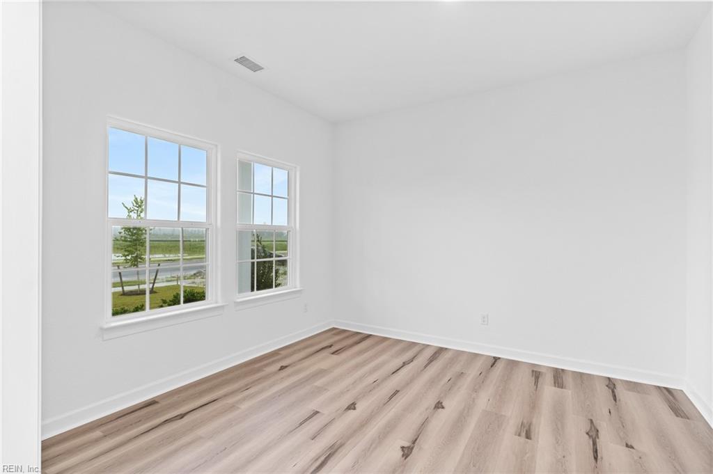 102 Ryker RD W