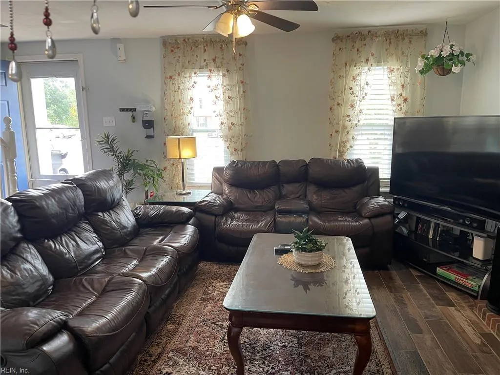 Virginia Beach, Virginia 23453, United States, 3 Bedrooms Bedrooms, ,2 BathroomsBathrooms,Residential,Active,189292