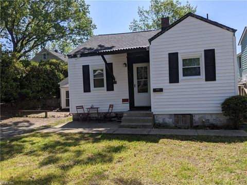 Photo of 406 33rd Street #B, Virginia Beach, VA 23451 (MLS # 10610244)