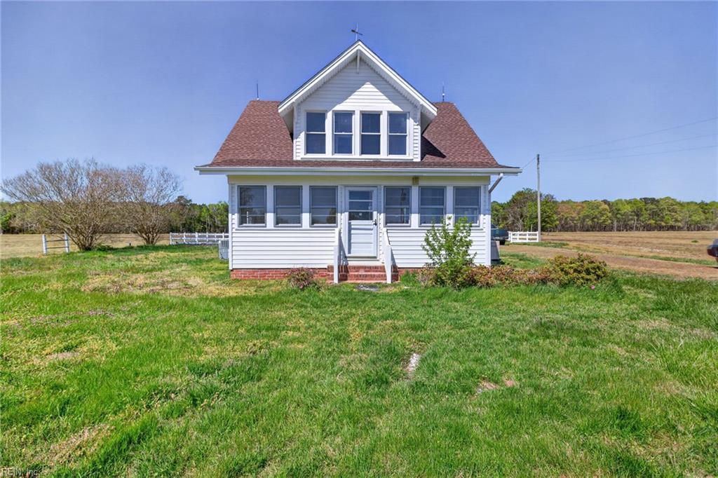 Photo of 5981 Fitztown Road, Virginia Beach, VA 23457 (MLS # 10629353)