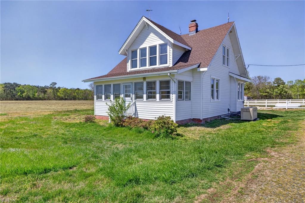 Photo of 5981 Fitztown Road, Virginia Beach, VA 23457 (MLS # 10629353)