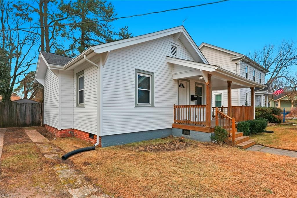 Photo of 3705 Nottaway Street, Norfolk, VA 23513 (MLS # 10619130)
