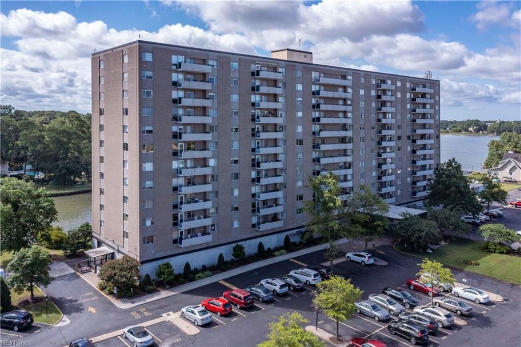 Photo of 7320 Glenroie Avenue #5G, Norfolk, VA 23505 (MLS # 10614713)