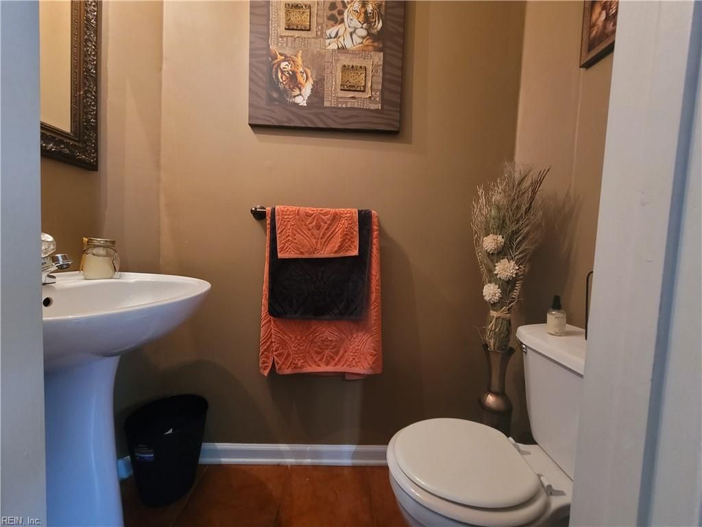 Photo of 6 Creekside Court #37, Portsmouth, VA 23703 (MLS # 10625695)