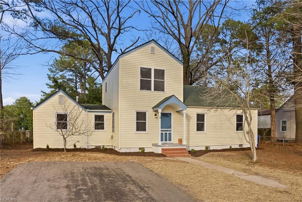 Photo of 2 Park Manor Road, Portsmouth, VA 23701 (MLS # 10622770)