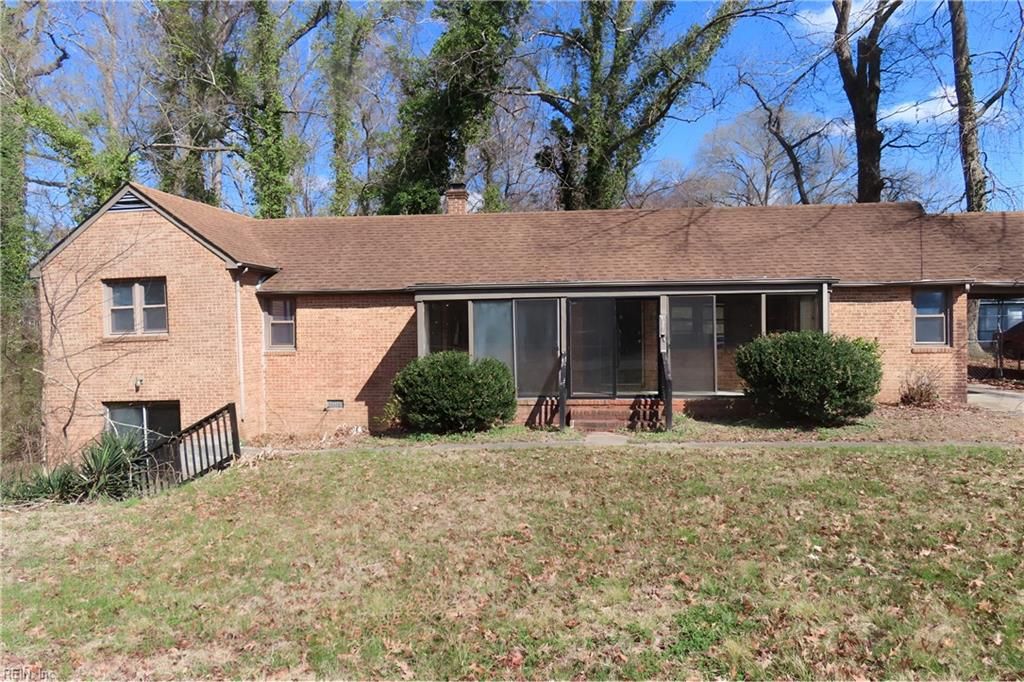 Photo of 618 Hollywood Avenue, Suffolk, VA 23434 (MLS # 10630073)