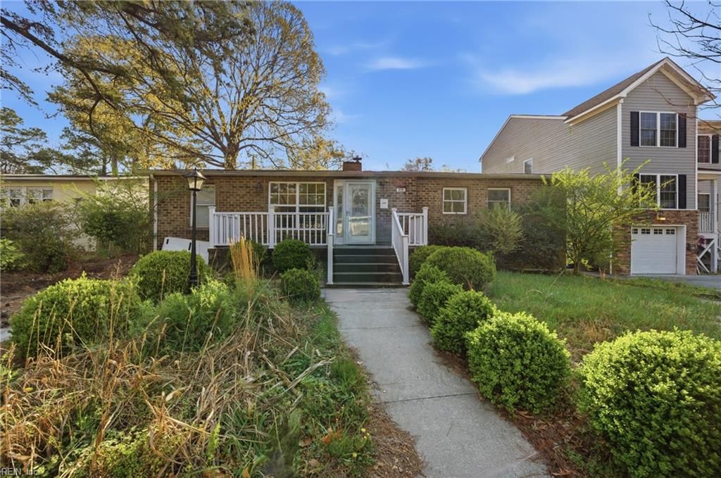 Photo of 808 Pine Harbor Drive, Norfolk, VA 23502 (MLS # 10627603)