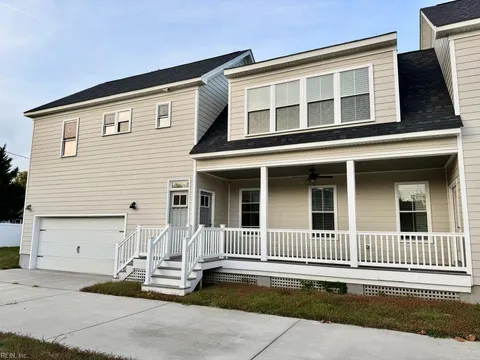 121 Fourth Street N, Hampton, VA 23664 - MLS#: 10555596