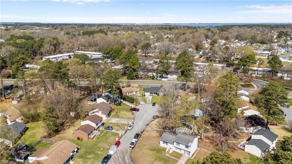 Photo of 19 Old Church Circle, Portsmouth, VA 23703 (MLS # 10626116)