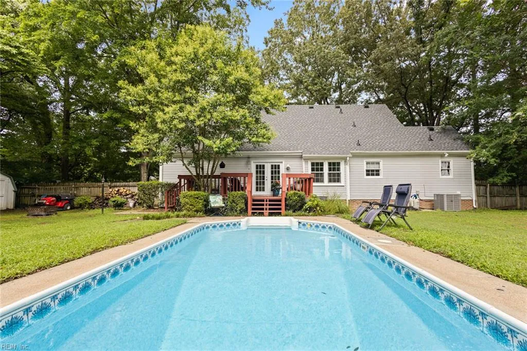 Virginia Beach, Virginia 23452, United States, 3 Bedrooms Bedrooms, ,2 BathroomsBathrooms,Residential,Active,173231