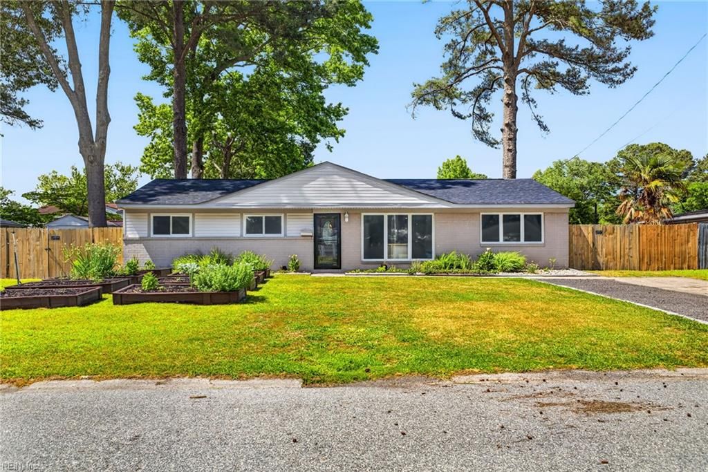 Photo of 3428 Raintree Road, Virginia Beach, VA 23452 (MLS # 10643766)