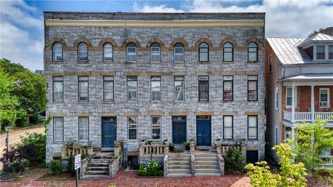 419 Court ST Portsmouth VA 23704
