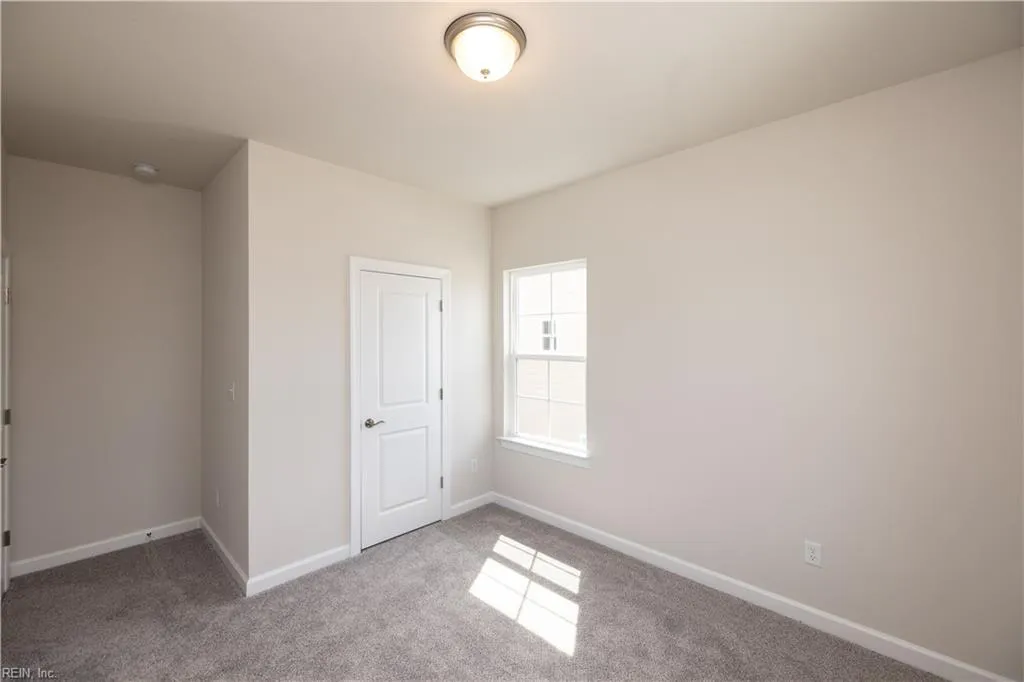 Suffolk, Virginia 23434, United States, 4 Bedrooms Bedrooms, ,3 BathroomsBathrooms,Residential,Active,92851