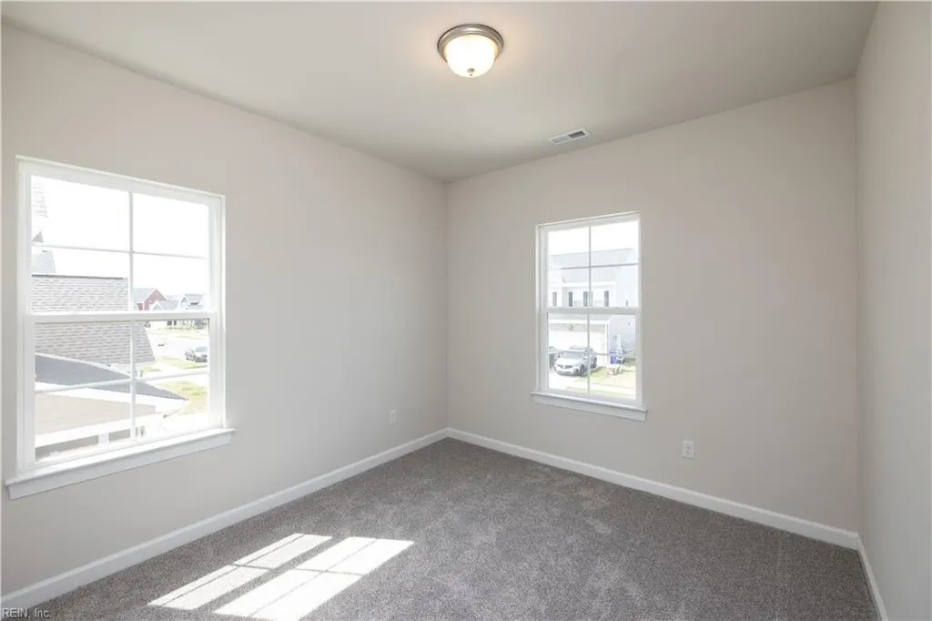 Suffolk, Virginia 23434, United States, 4 Bedrooms Bedrooms, ,3 BathroomsBathrooms,Residential,Active,92851