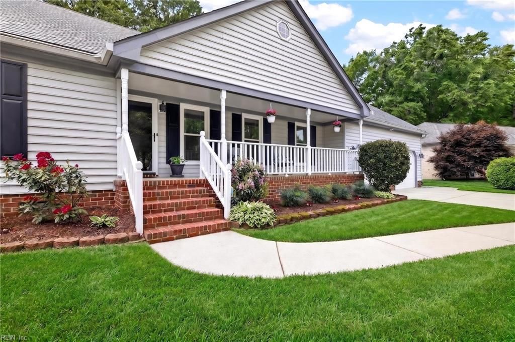 Photo of 4827 Condor Drive, Chesapeake, VA 23321 (MLS # 10630891)