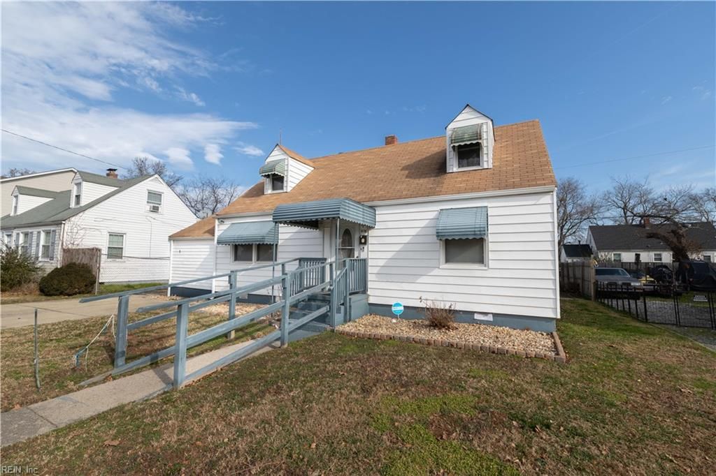 Photo of 408 Seminole Rd Rd, Hampton, VA 23661 (MLS # 10615999)