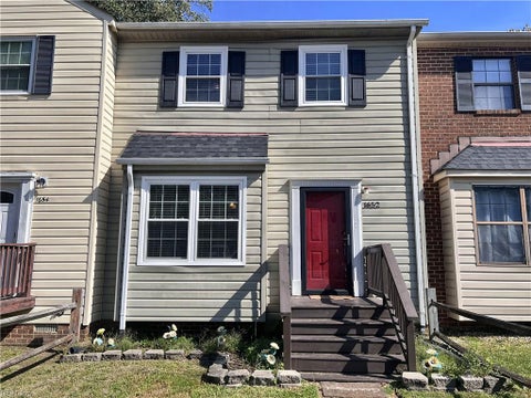 Photo of 1652 Skiffes Creek Circle, Williamsburg, VA 23185 (MLS # 10656269)