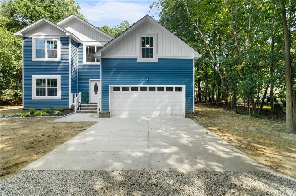 Photo of 121 Parkway Drive #B, Newport News, VA 23606 (MLS # 10625910)