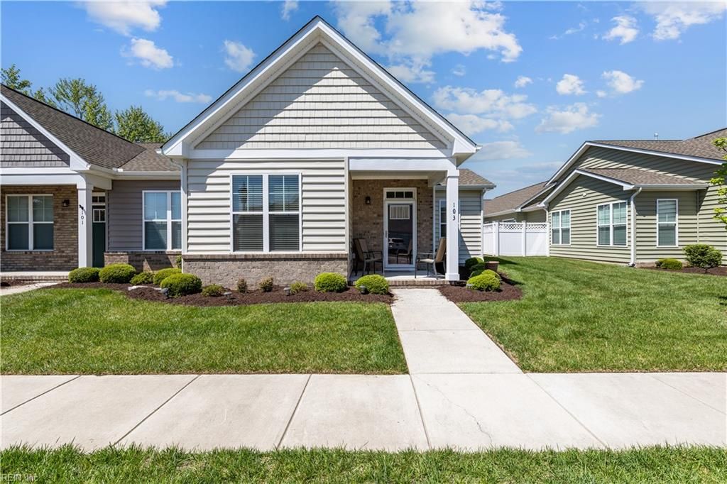 Photo of 103 Cathedral Street, Smithfield, VA 23430 (MLS # 10630848)