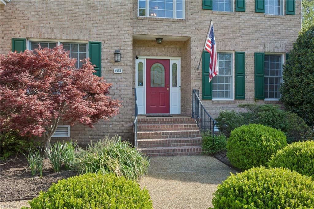 Photo of 403 Meherrin Run, Yorktown, VA 23693 (MLS # 10628111)