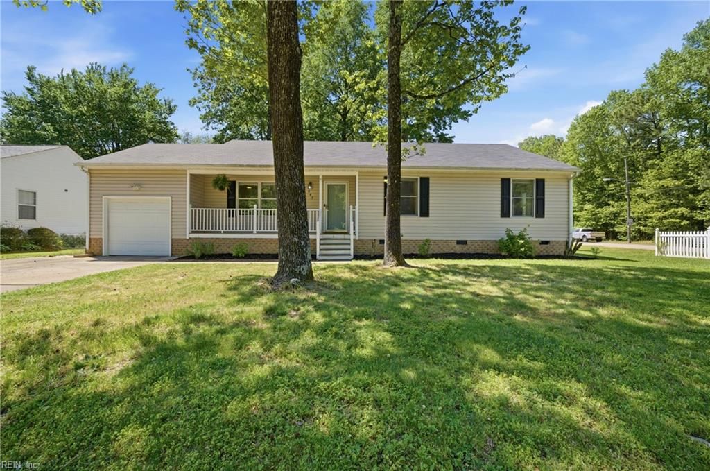 Photo of 987 Bells Mill Road, Chesapeake, VA 23322 (MLS # 10631029)