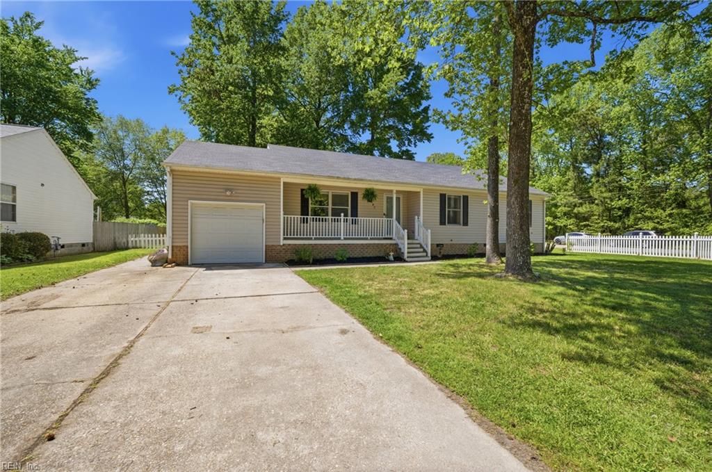 Photo of 987 Bells Mill Road, Chesapeake, VA 23322 (MLS # 10631029)