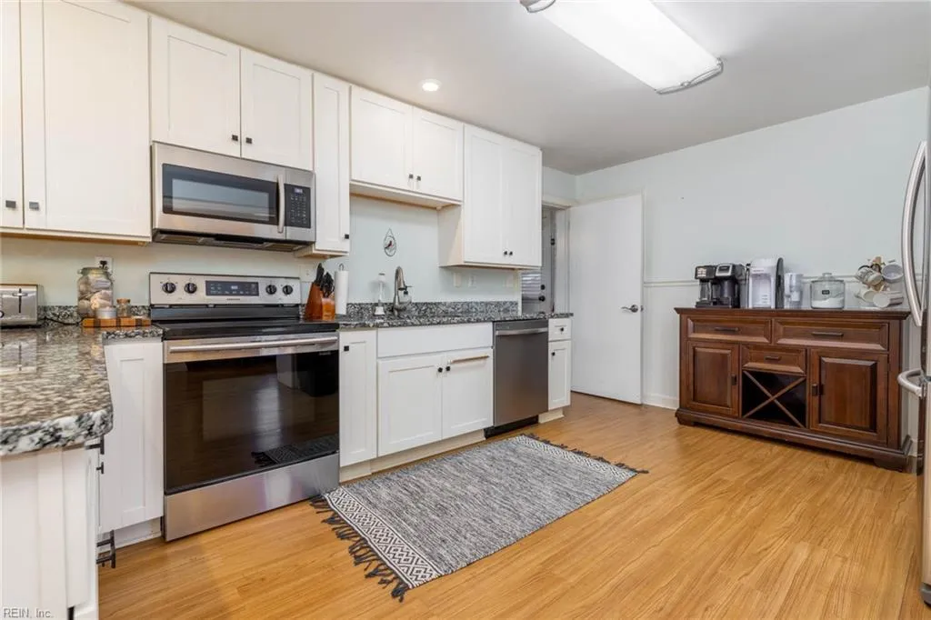 Norfolk, Virginia 23518, United States, 4 Bedrooms Bedrooms, ,2 BathroomsBathrooms,Residential,Pending,19644