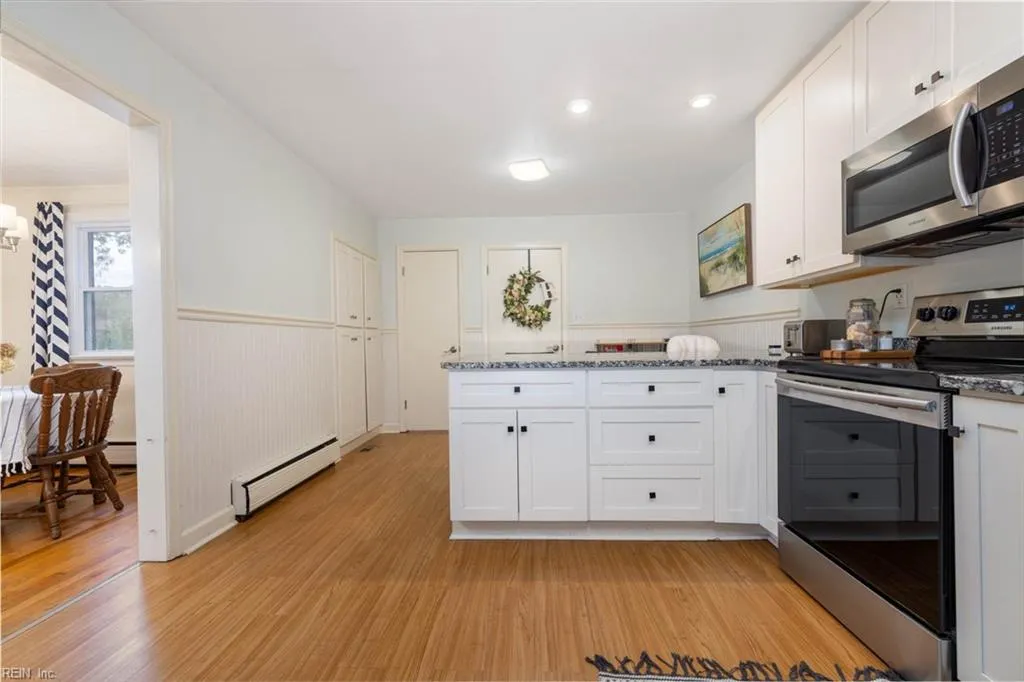 Norfolk, Virginia 23518, United States, 4 Bedrooms Bedrooms, ,2 BathroomsBathrooms,Residential,Pending,19644