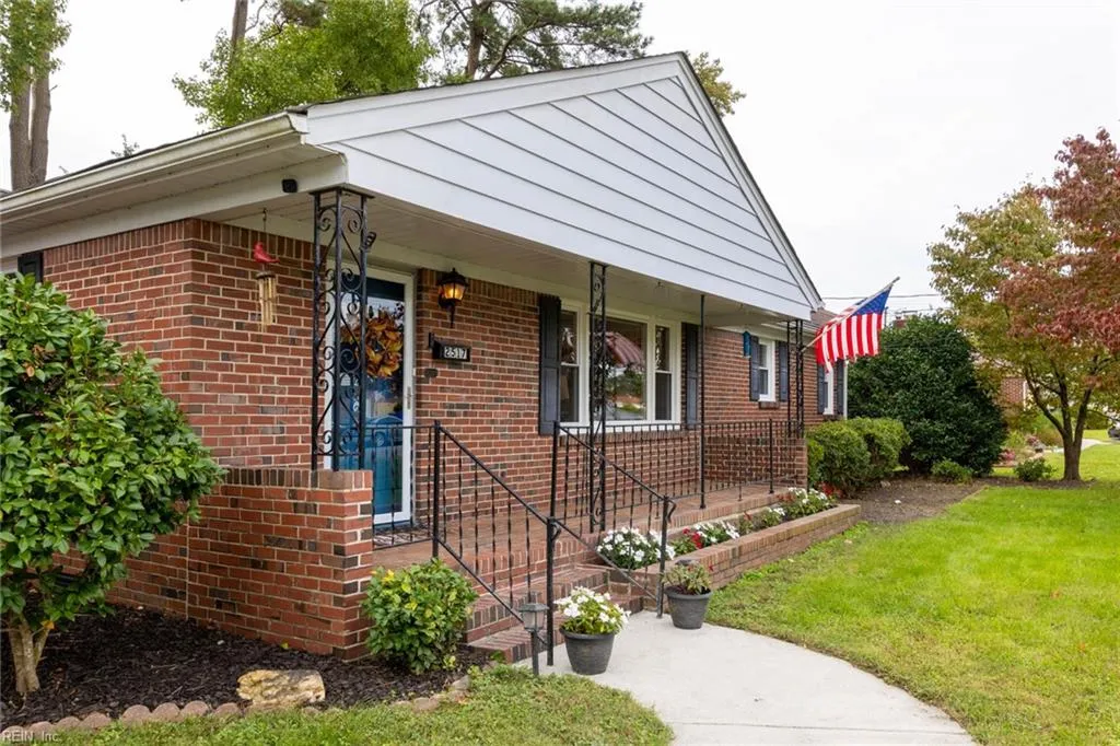 Norfolk, Virginia 23518, United States, 4 Bedrooms Bedrooms, ,2 BathroomsBathrooms,Residential,Pending,19644