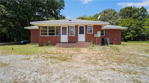 Photo of 4649 Backwoods Road, Chesapeake, VA 23322 (MLS # 10635736)