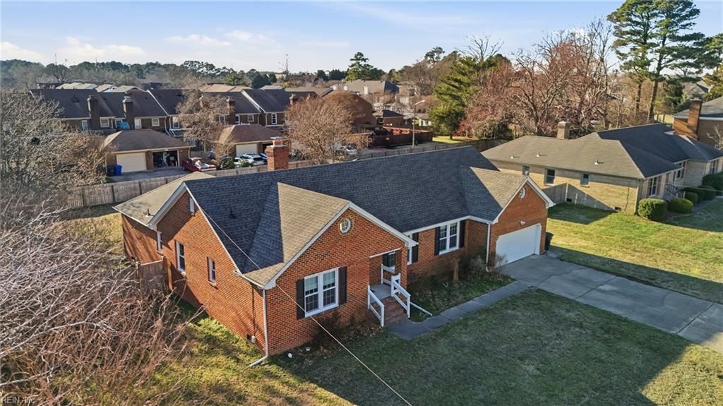 Photo of 949 Lindsley Drive, Virginia Beach, VA 23454 (MLS # 10622859)