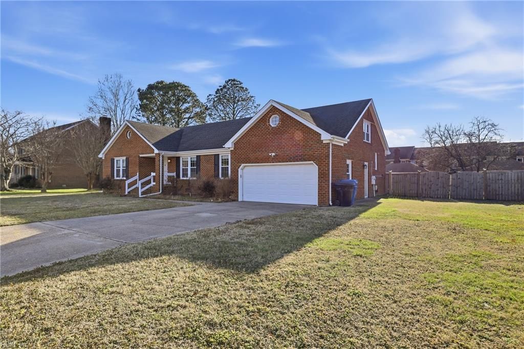 Photo of 949 Lindsley Drive, Virginia Beach, VA 23454 (MLS # 10622859)
