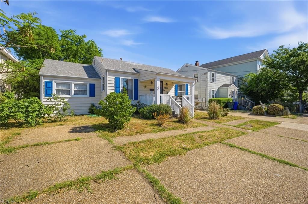 Photo of 1310 Little Bay Avenue, Norfolk, VA 23503 (MLS # 10632062)