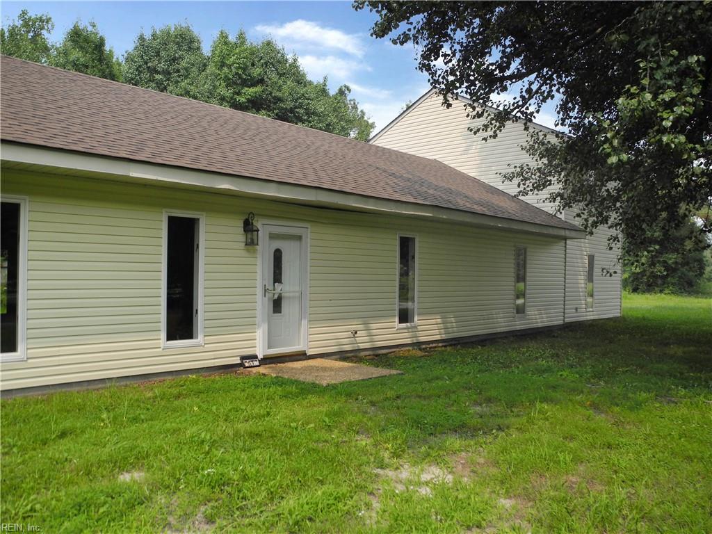 Photo of 4476 Noahs Lane, Gloucester, VA 23061 (MLS # 10652169)