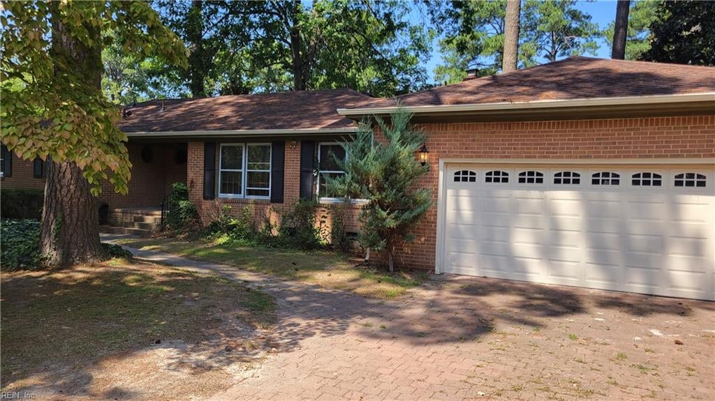 Photo of 6138 Ivor Avenue, Norfolk, VA 23502 (MLS # 10652065)