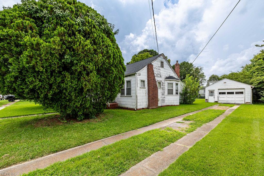 Photo of 2314 Piedmont Avenue, Portsmouth, VA 23704 (MLS # 10647233)