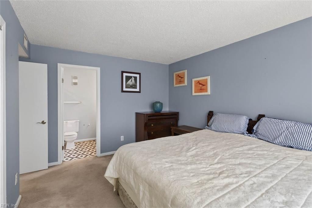 Photo of 620 Shoreham Court #201, Virginia Beach, VA 23451 (MLS # 10624019)