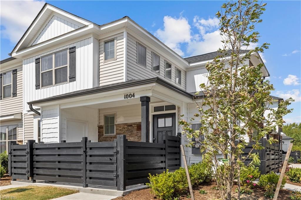 Photo of 1701 Kathy Ann Way, Carrollton, VA 23314 (MLS # 10612151)