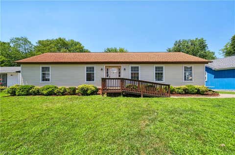 Photo of 719 Mac Neil Drive, Newport News, VA 23602 (MLS # 10648182)