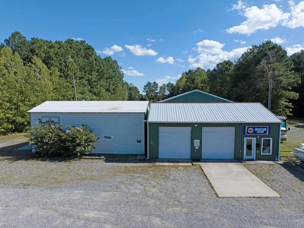 1856 Buckley Hall Road, Cobbs Creek, VA, 23035