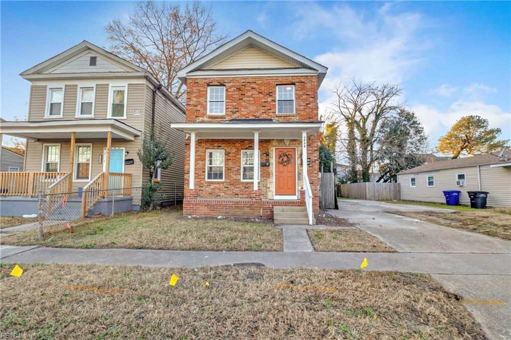 1438 Lasalle Ave