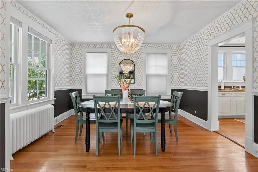 Norfolk, Virginia 23508, United States, 3 Bedrooms Bedrooms, ,2 BathroomsBathrooms,Residential,Active,189334