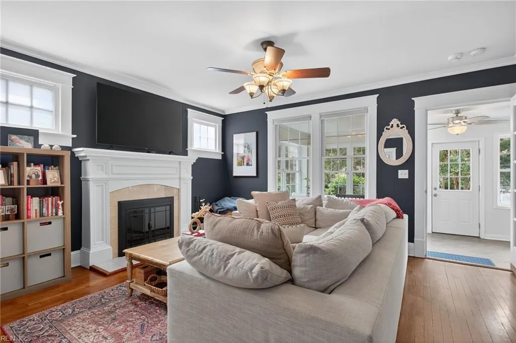 Norfolk, Virginia 23508, United States, 3 Bedrooms Bedrooms, ,2 BathroomsBathrooms,Residential,Active,189334