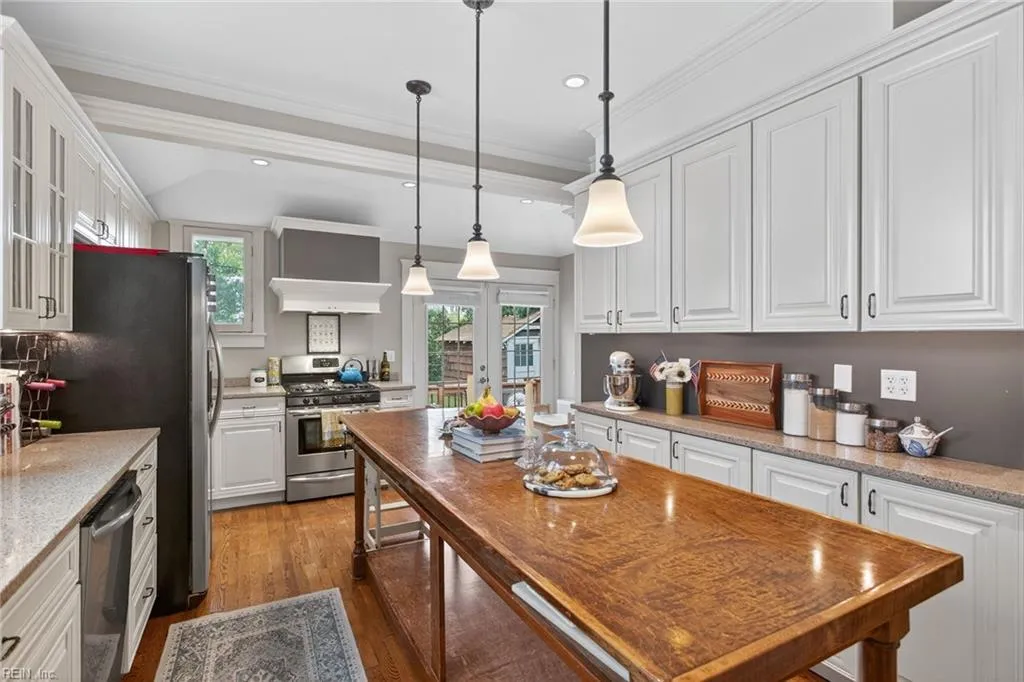 Norfolk, Virginia 23508, United States, 3 Bedrooms Bedrooms, ,2 BathroomsBathrooms,Residential,Active,189334