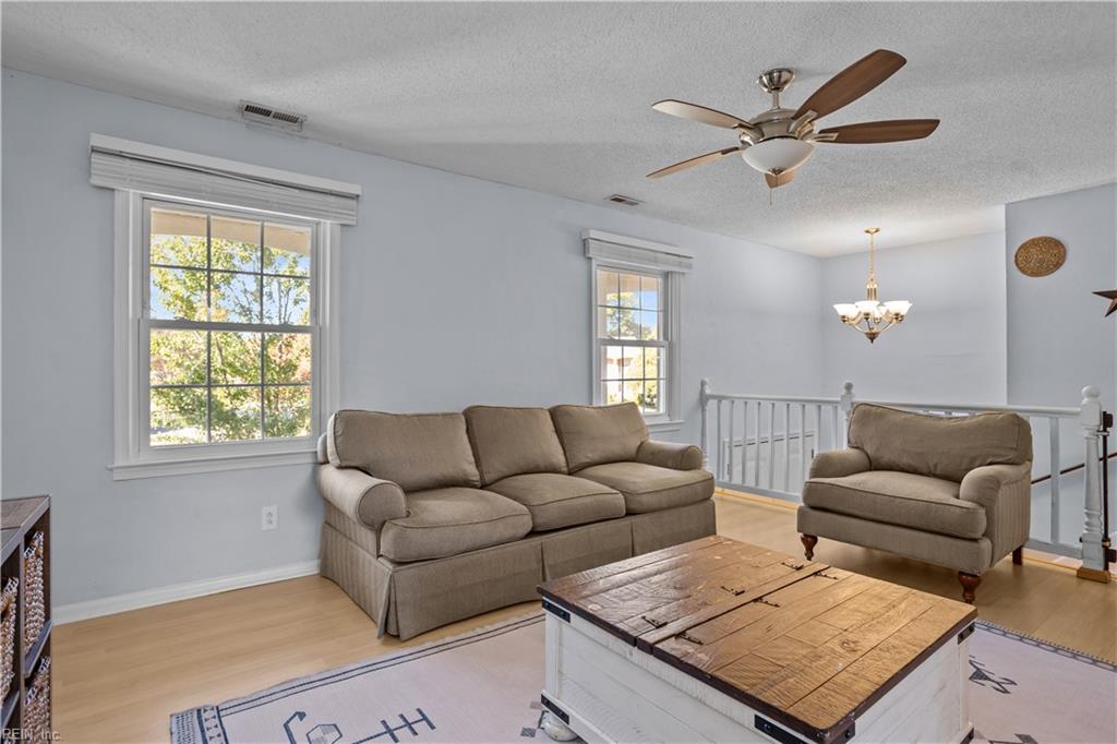 516 Presidential BLVD