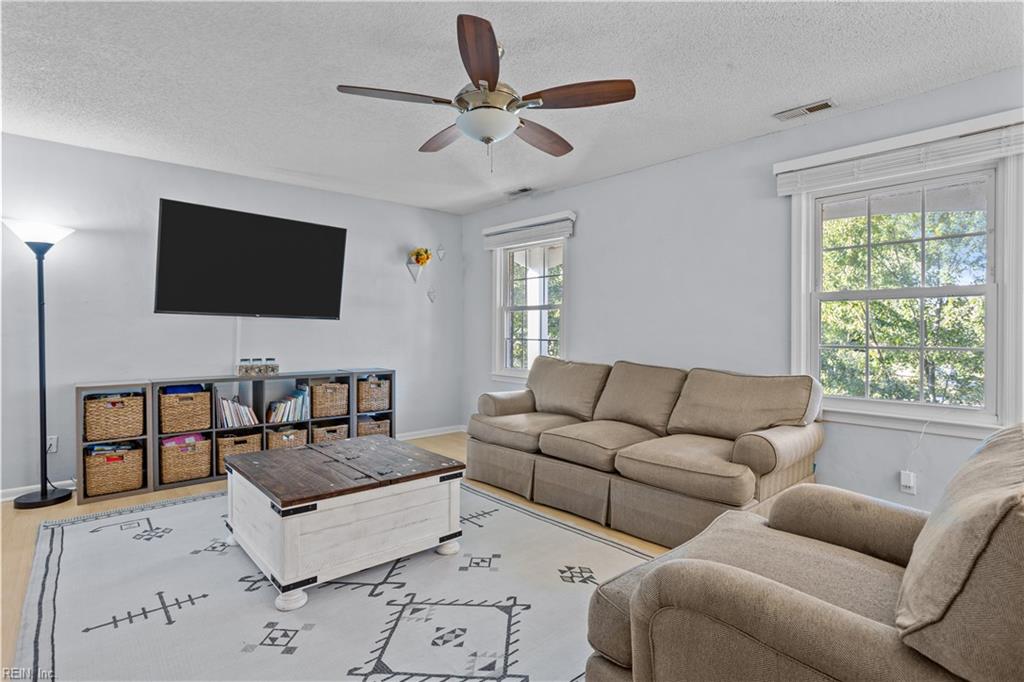 516 Presidential BLVD