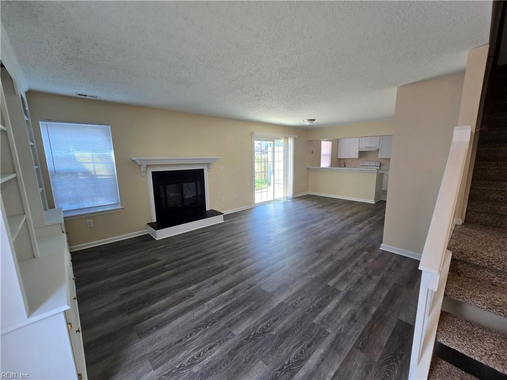 Photo of 4638 Genoa Circle, Virginia Beach, VA 23462 (MLS # 10655247)