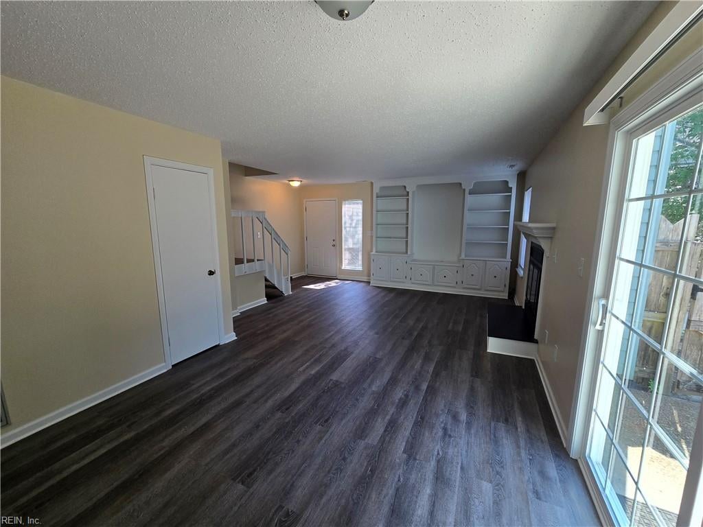 Photo of 4638 Genoa Circle, Virginia Beach, VA 23462 (MLS # 10655247)