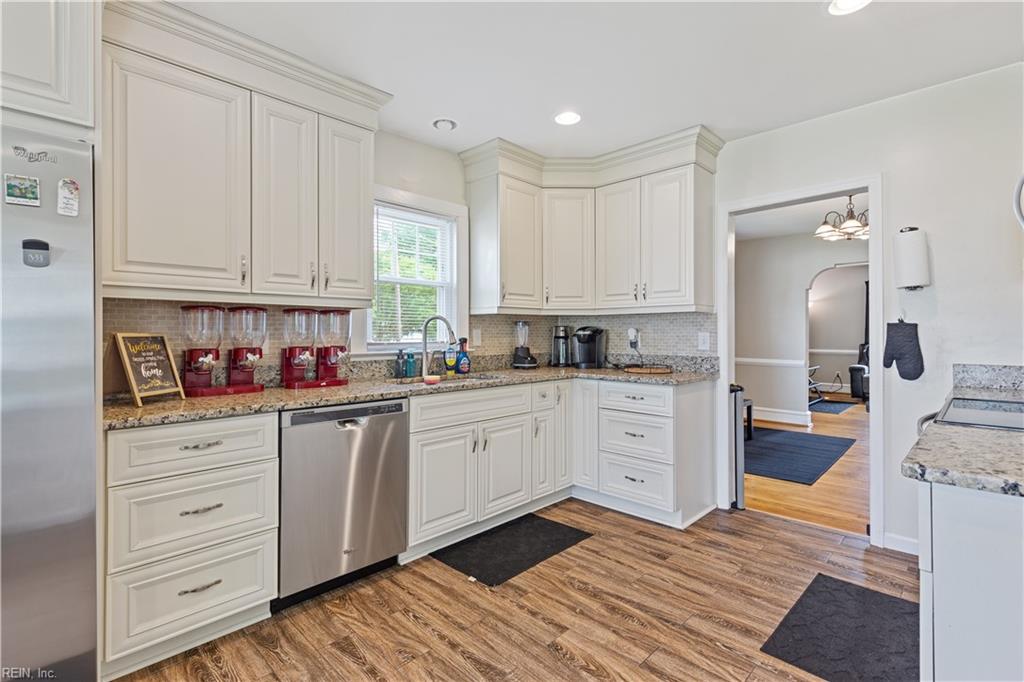 133 Chesterfield RD